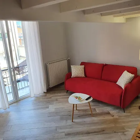 아파트 Le Ochette Di *